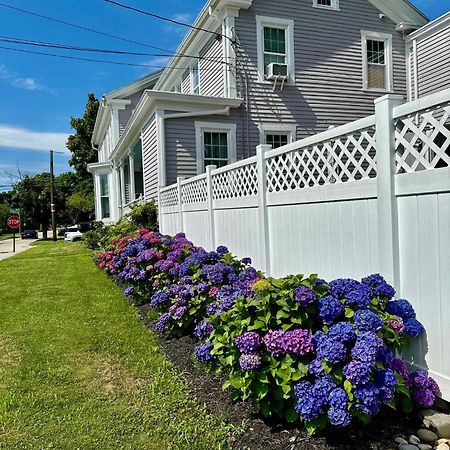 Cheerful Historic 3 Bedroom Townhouse - Downtown Mystic Стонингтон Экстерьер фото